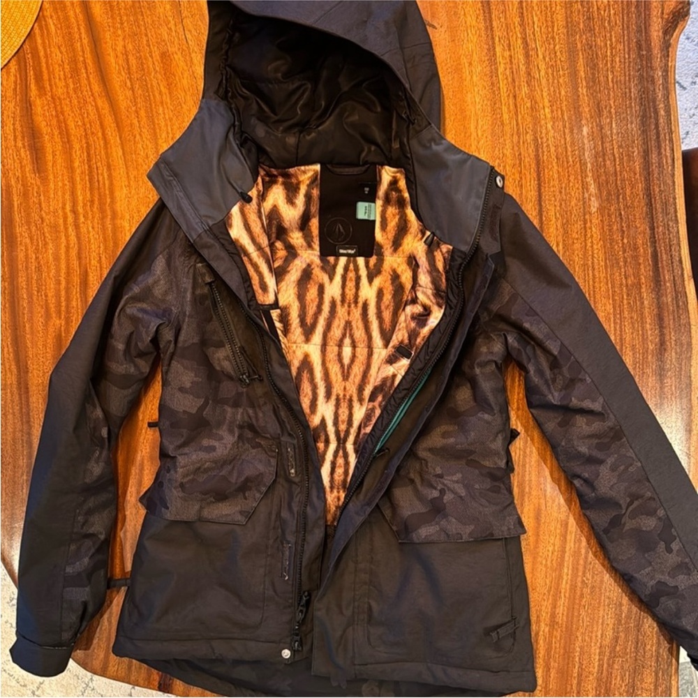 Volcom Ski Snowboarding Jacket Women’s Small